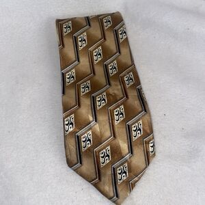 Circa 1940 Men Silk Geometric Abstract Art Neck Tie Gold 62x4 Zig Zag Vintage